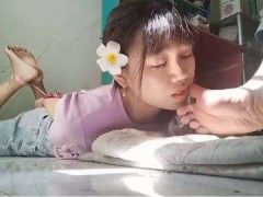 Sex Hoàng Thùy Chi 2008 Rủ Bạn Thân Chơi Với Nhau Cực Kích Thích