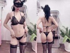 Gái Dâm Nuôi Trai Nên Phải Chat Sex Kiếm Tiền