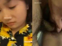 Gái Xinh Áo Vàng Cùng Người Yêu Lộ Hàng Cực Nóng Bỏng