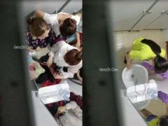 Hack Camera Gái Dâm Thay Đồ Vào Tiết Mục