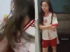 Cô Vợ Thích Đi Làm Công Nhân Để Được Ngủ Với Đồng Nghiệp