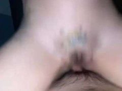 Em Rau Xinh Đẹp Thích Khoe Hàng Cho Các Anh Chơi Đùa