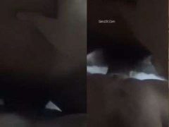 Người Yêu Dùng Bao Cao Su Gai Khiến Lồn Em Sướng Ngất Ngây