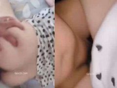 Gái Dâm Hứng Tình Nhờ Anh Hàng Xóm Chơi Đùa Cái Lồn Nứng